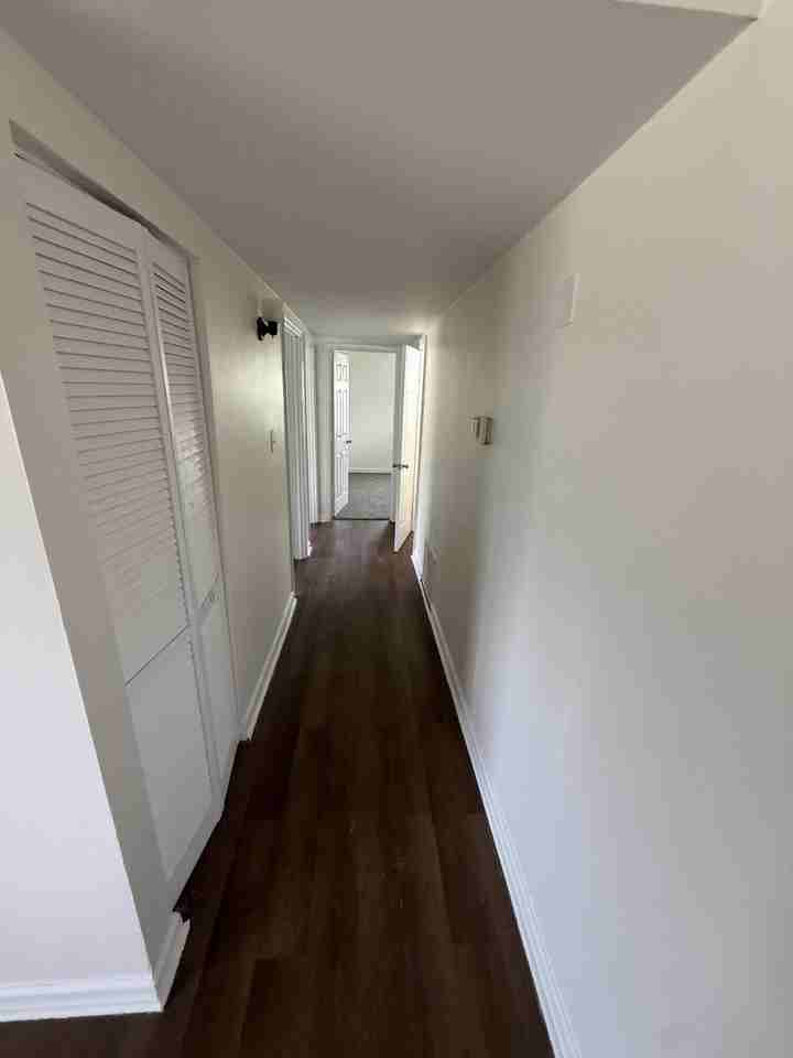 211 Rugby Rd - Photo 6 of 14