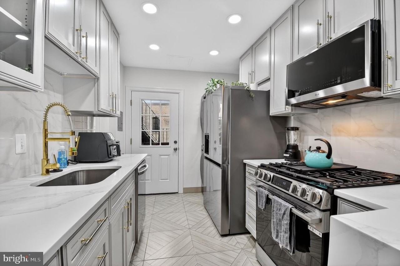 1919 19th St Nw - Photo 6 of 16