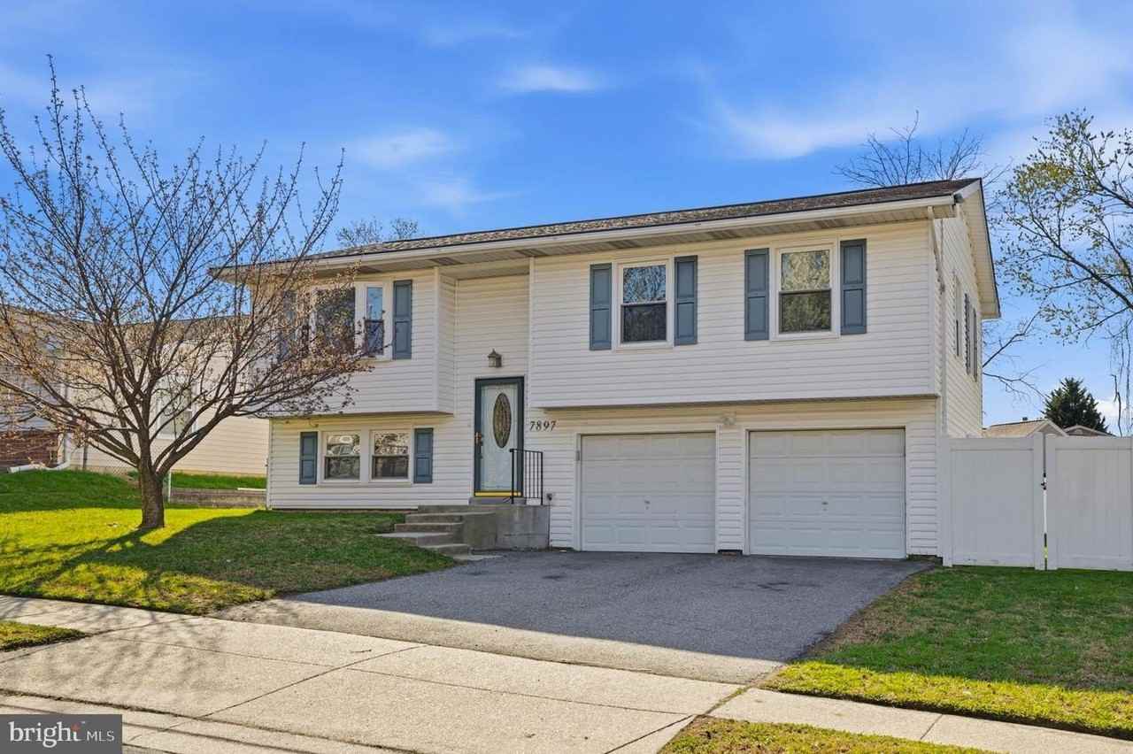 7897 Pavilion Dr - Photo 2 of 30