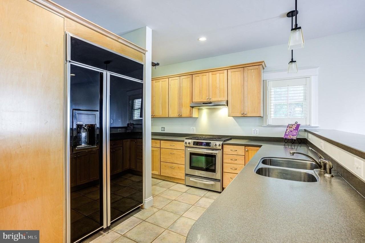 1907 Luzerne Ave - Photo 6 of 25