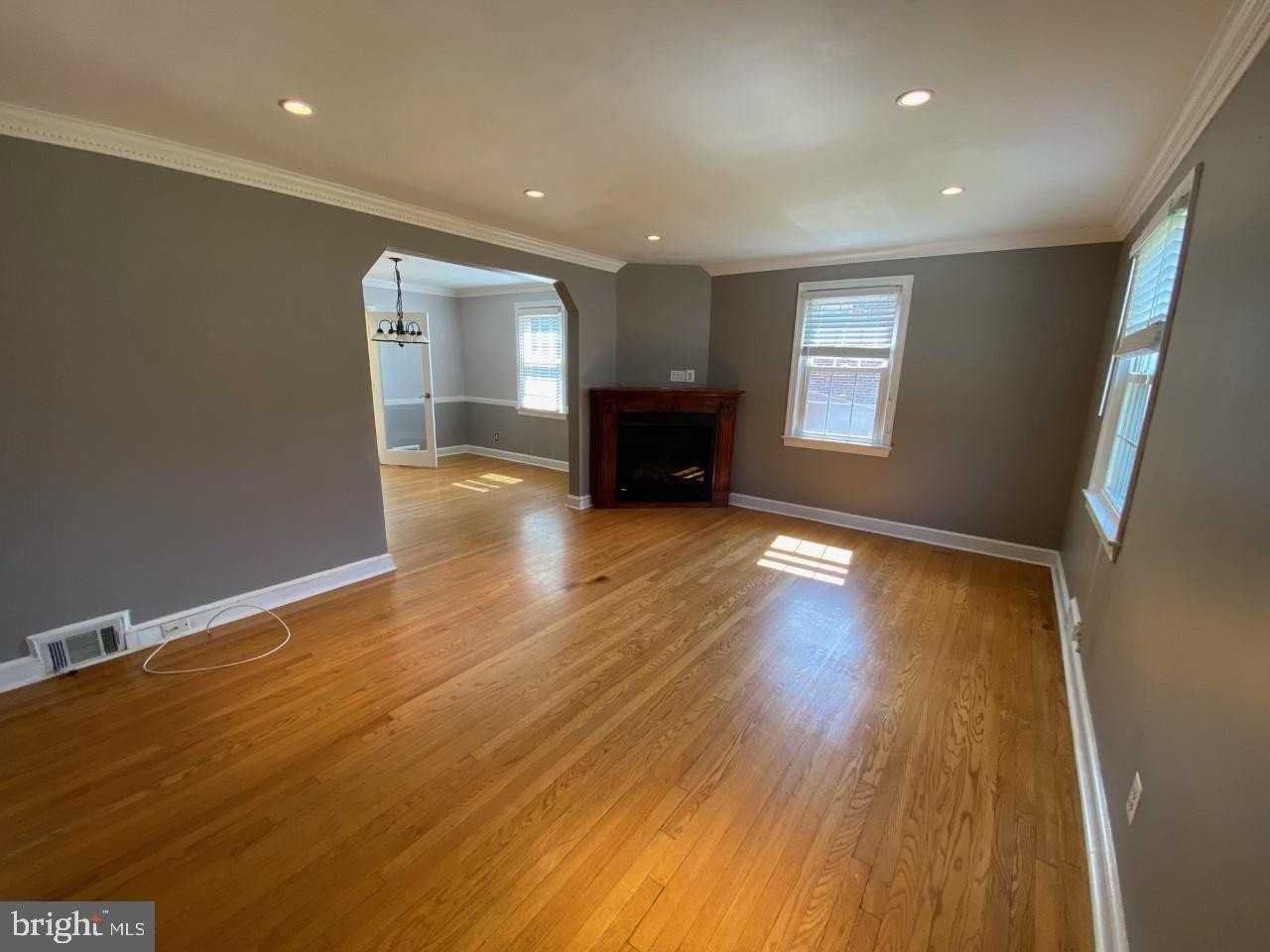 14 Granville Dr - Photo 4 of 32