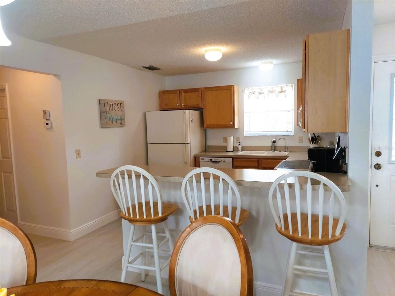 1240 Pageland Way - Photo 4 of 20