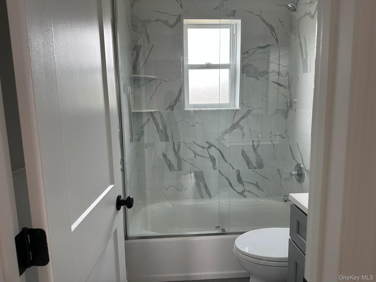 99 N Railroad Ave - Photo 6 of 7