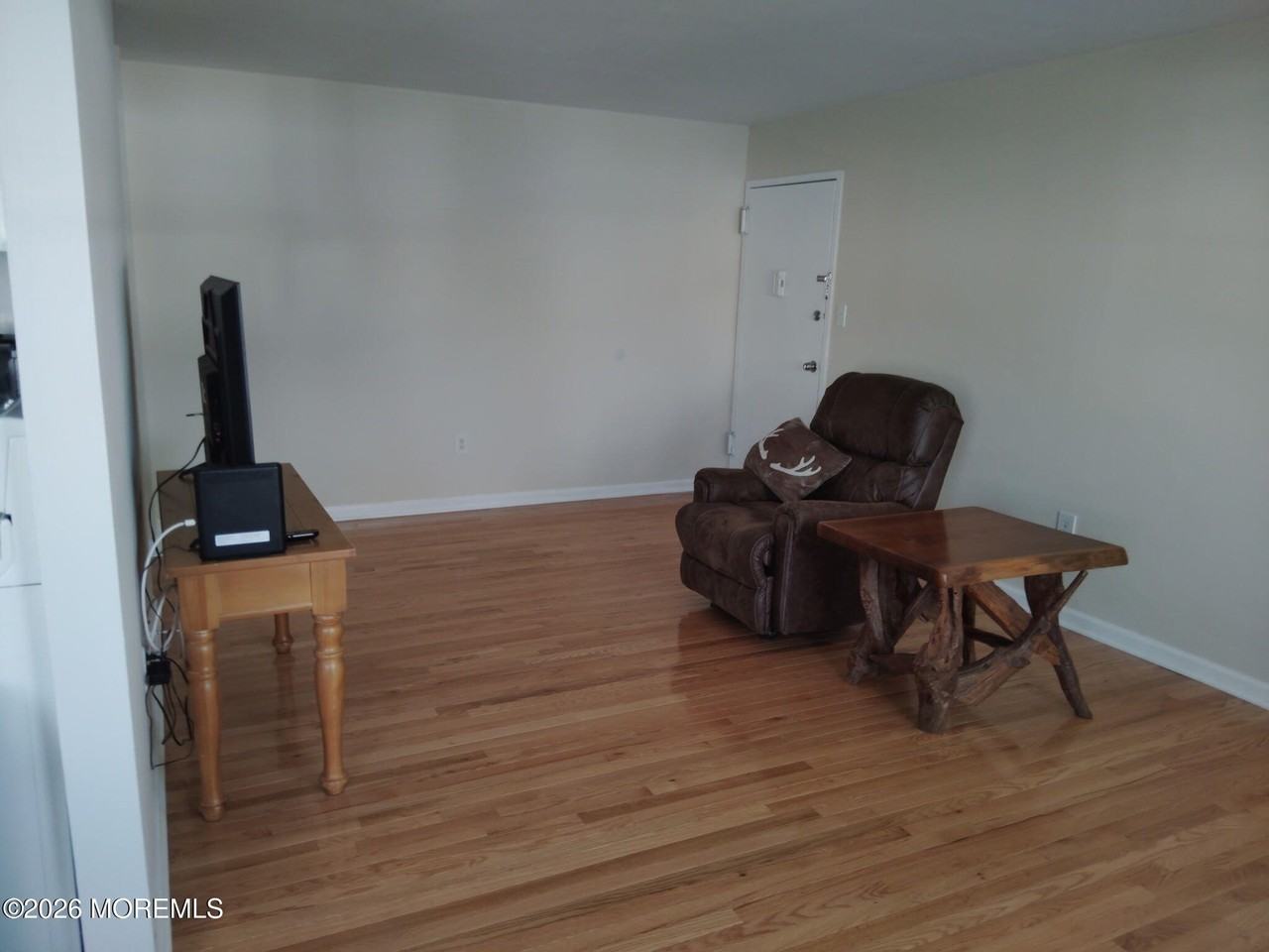 59 Stonehurst Blvd Apt C - Photo 4 of 10