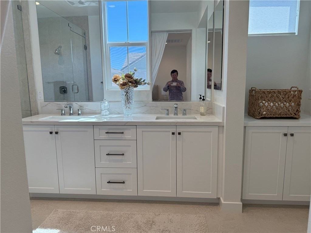 541 Jasper St - Photo 7 of 20