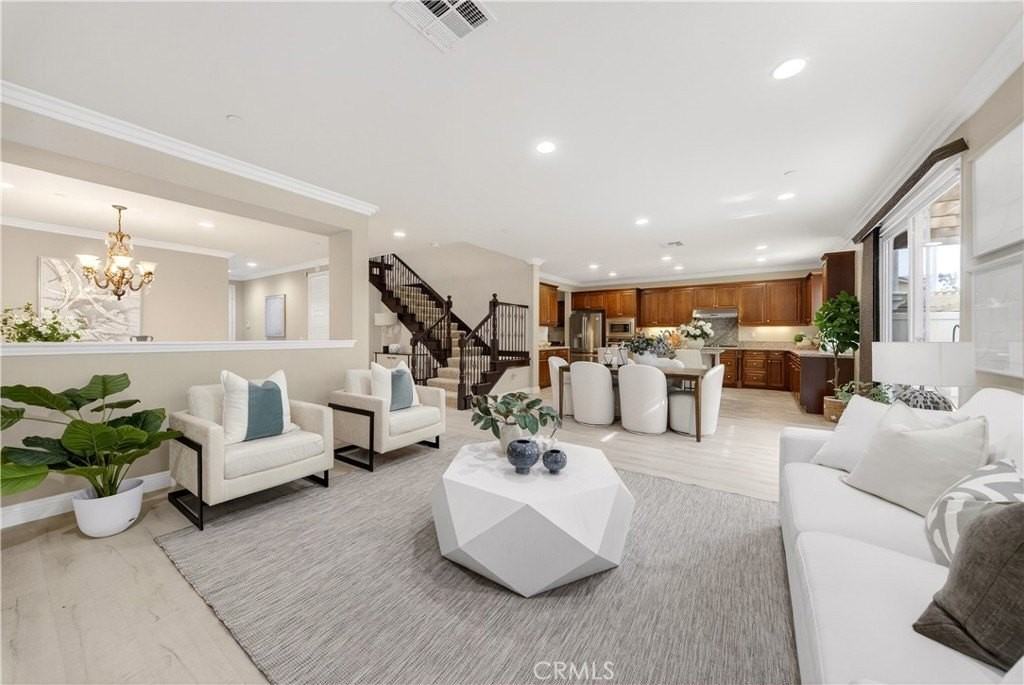 3 Cedarwood Ct - Photo 7 of 39