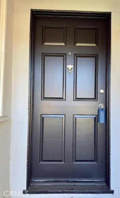 18648 Gledhill St - Photo 2 of 28