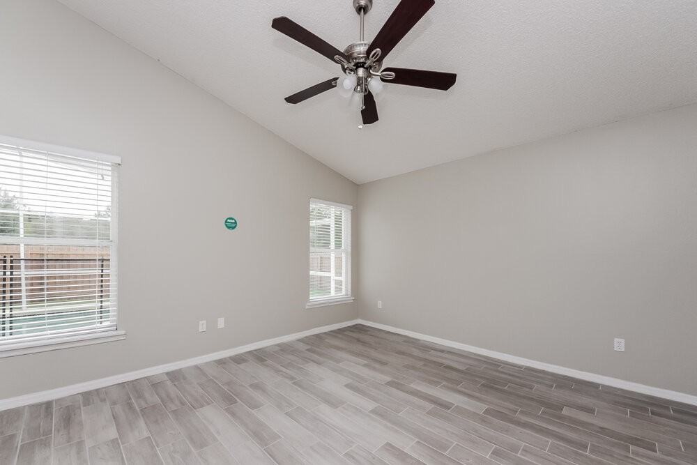 1125 Winding Water Way - Photo 6 of 15