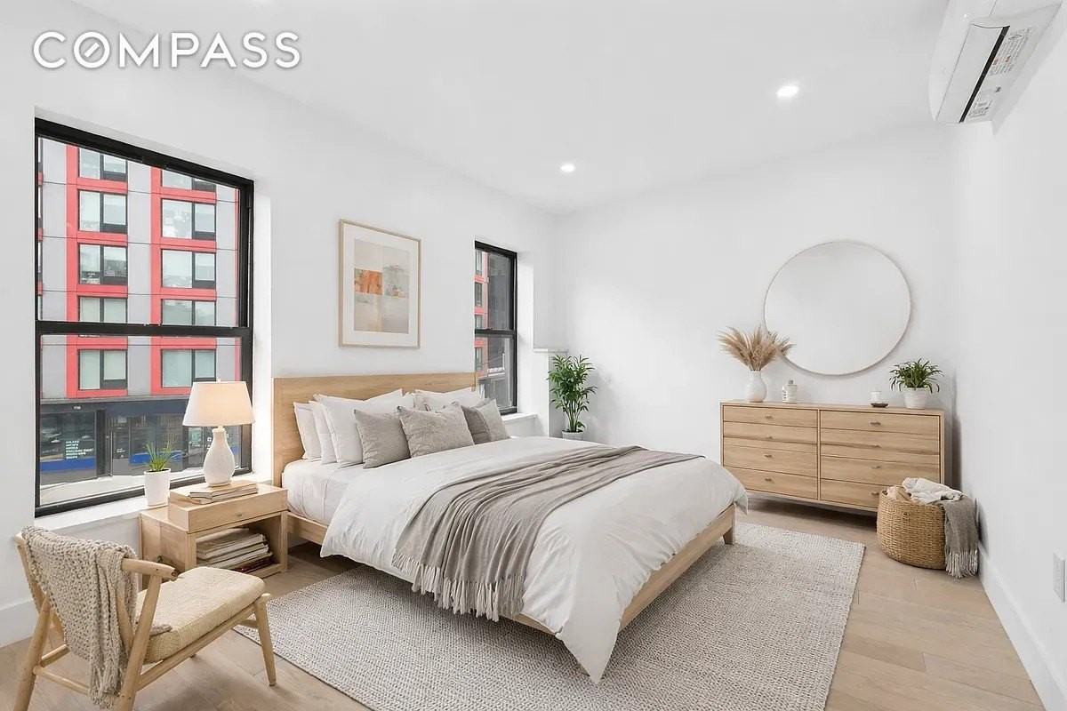 452 Dean St #2 - Photo 7 of 8