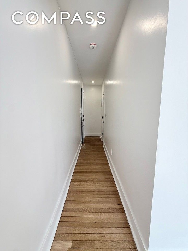 132 Remsen St #9 - Photo 3 of 11