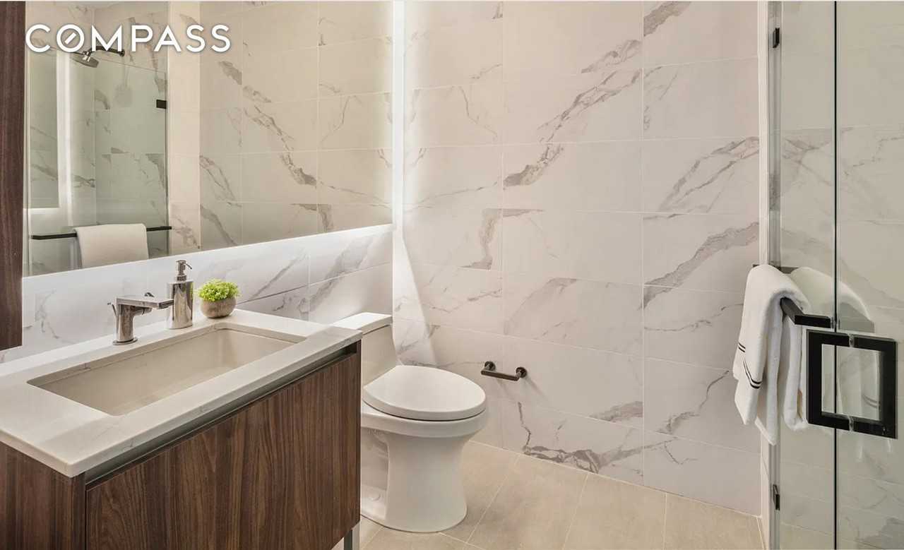 606 W 30th St #46C - Photo 5 of 19