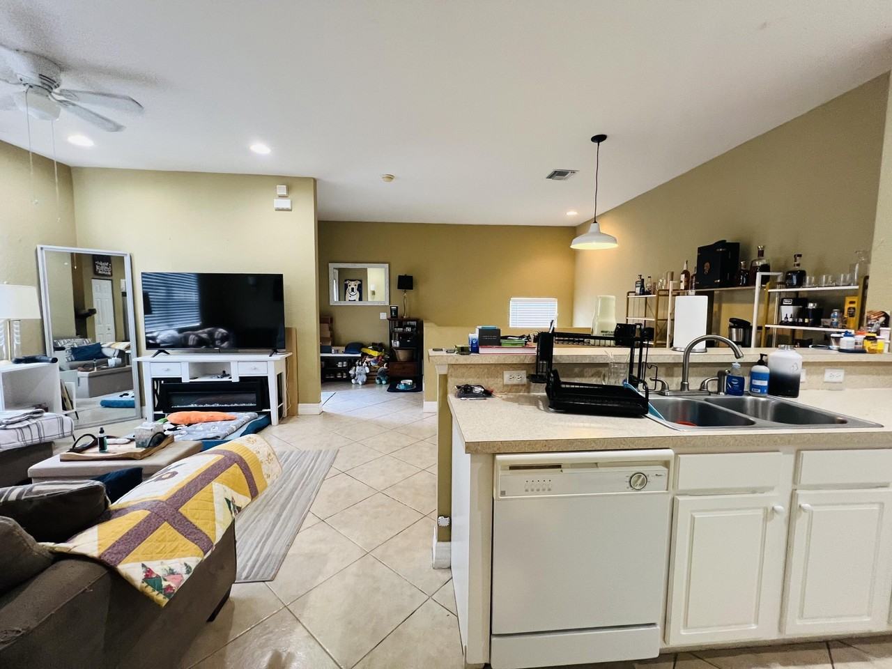 3025 Grandiflora Dr - Photo 2 of 22