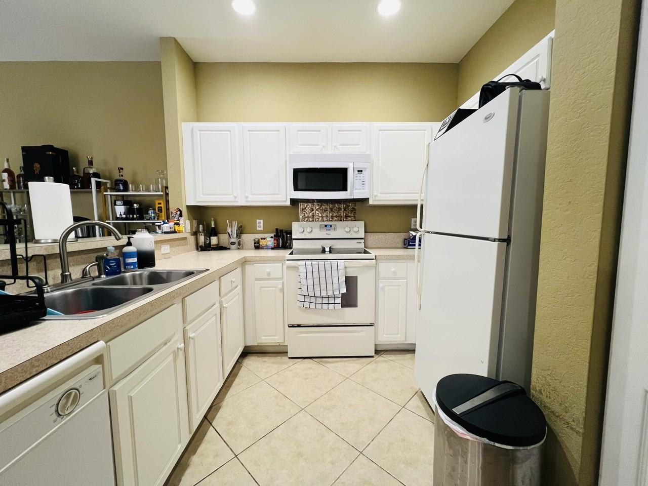 3025 Grandiflora Dr - Photo 6 of 22