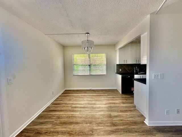 3080 Cornwall D - Photo 7 of 44