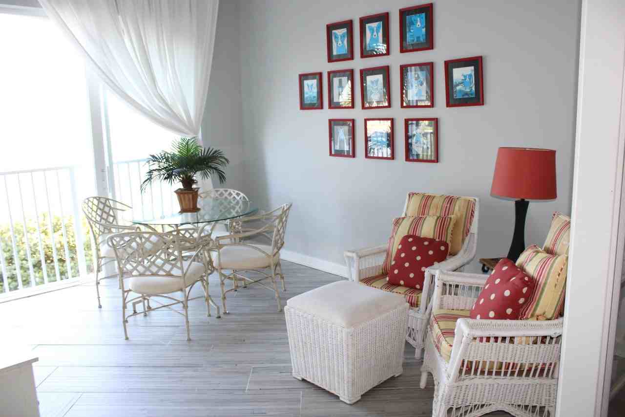 3 Harbour Isle Dr E #204 - Photo 3 of 20
