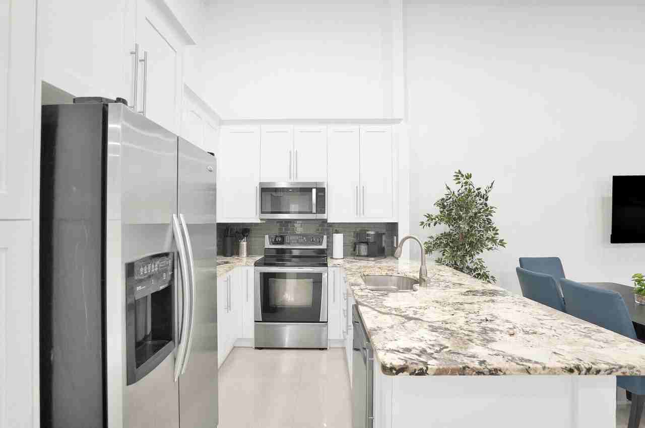 1344 Periwinkle Pl - Photo 4 of 28