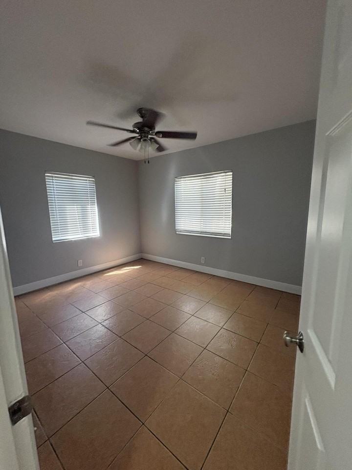 1340 Nw 5th Ave - Photo 6 of 13