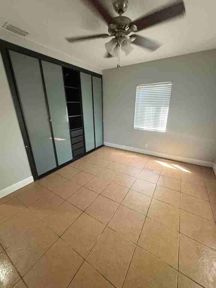 1340 Nw 5th Ave - Photo 7 of 13