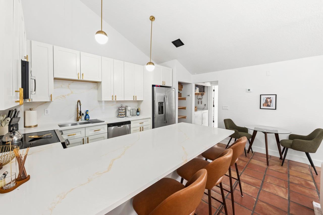 1277 Periwinkle Pl - Photo 6 of 24