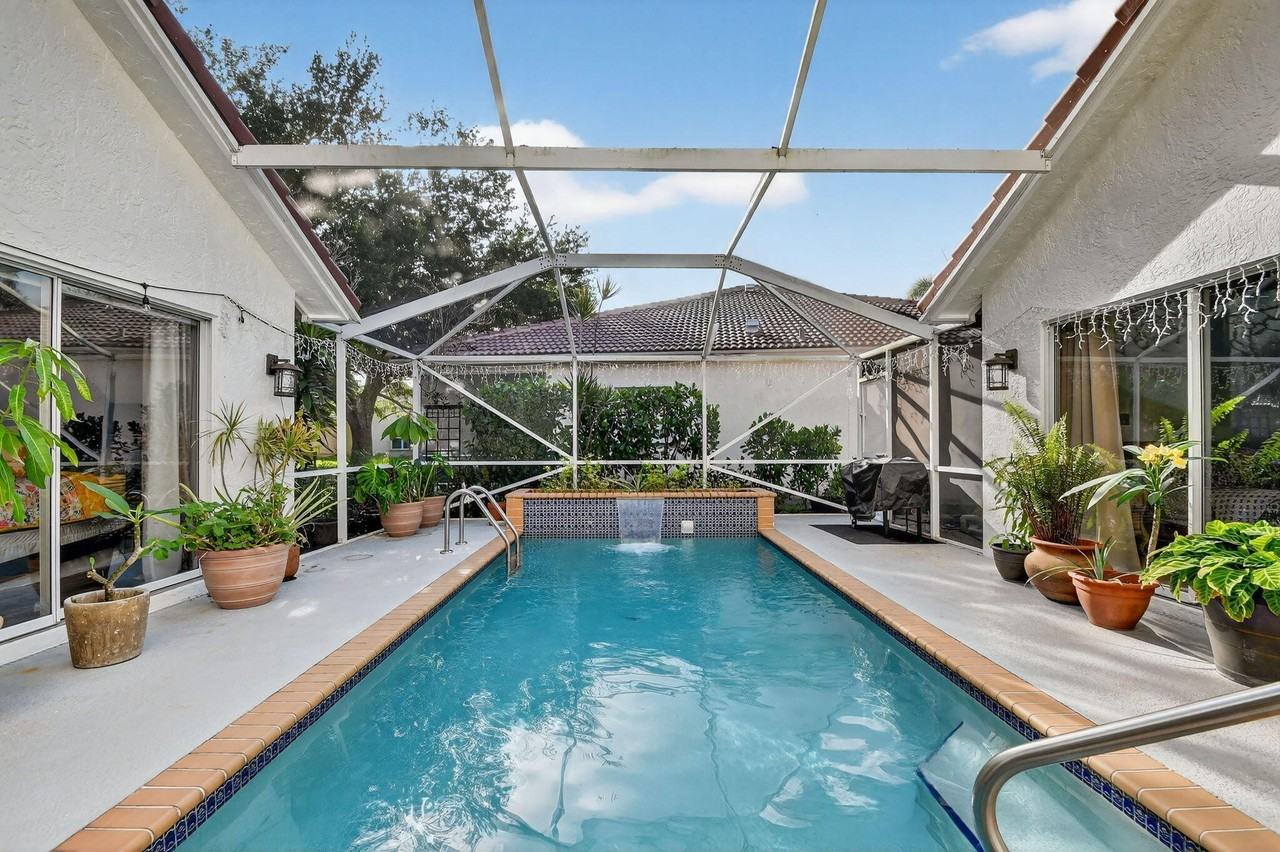 2769 Pointe Cir - Photo 6 of 48