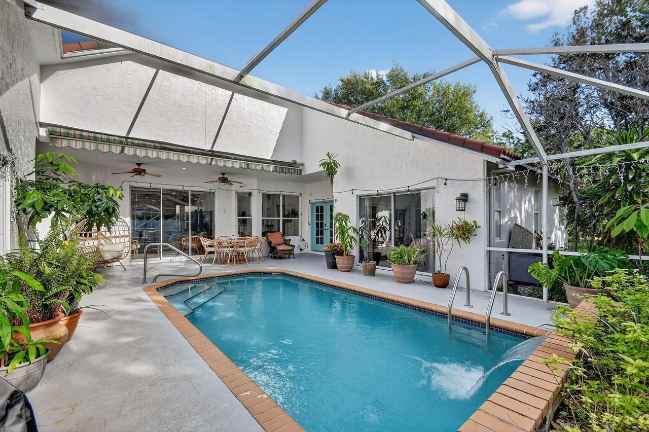 2769 Pointe Cir - Photo 7 of 48