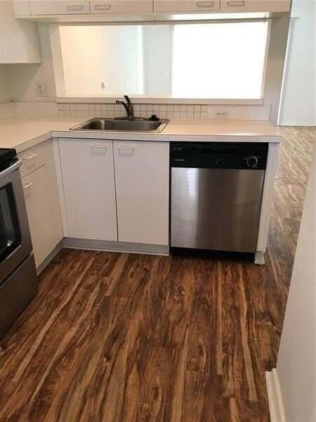 11010 Conch Ct - Photo 5 of 13