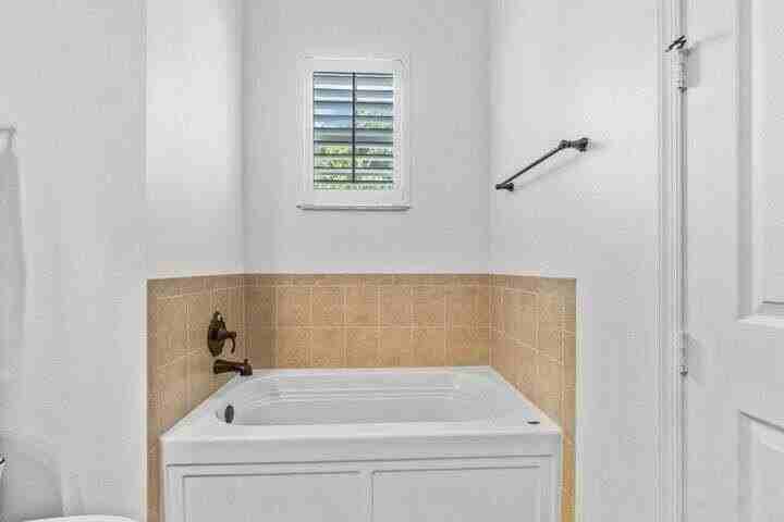 207 Edenberry Ave - Photo 7 of 16