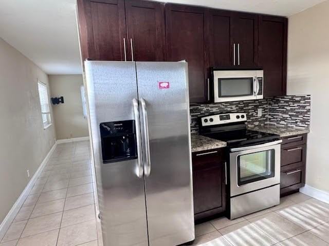 2213 Ne 3rd Ave Unit 2215 - Photo 6 of 18