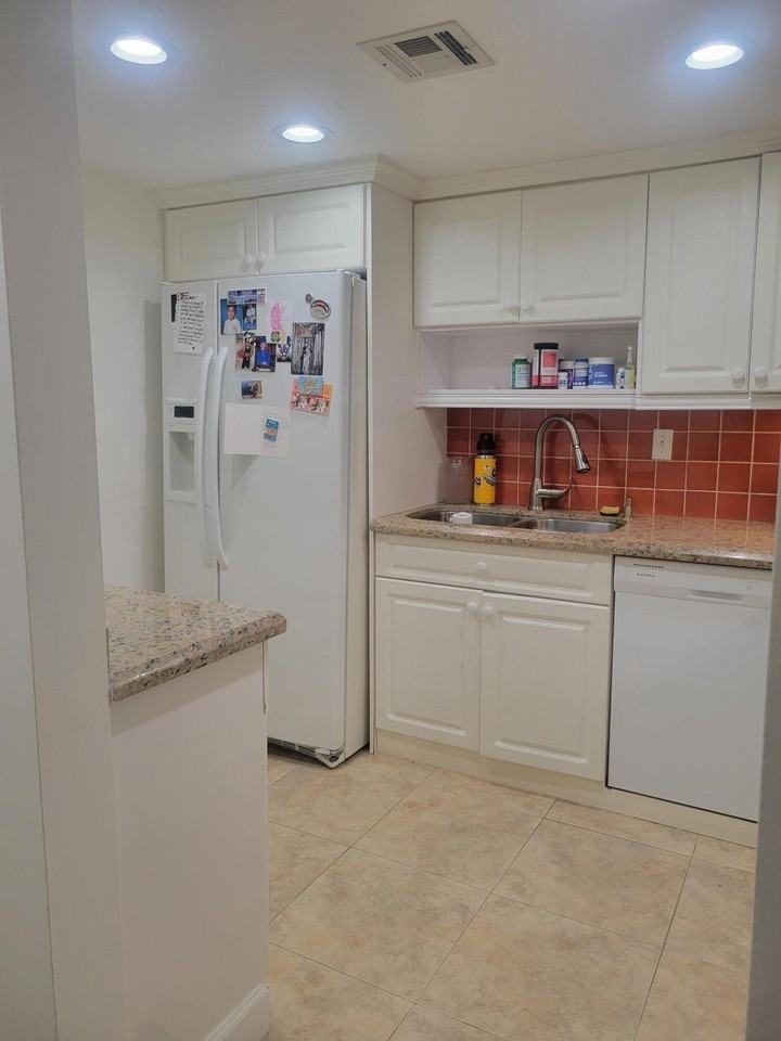 120 Lakeview Dr #103 - Photo 7 of 16