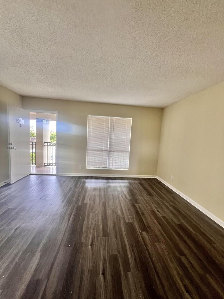 1500 N Congress Ave #A308 - Photo 5 of 16