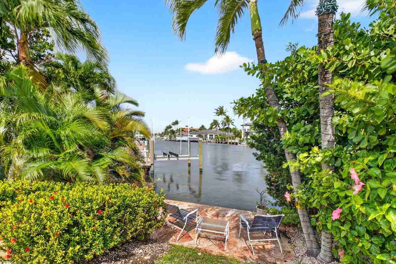 30 Spanish River Dr - Photo 4 of 50