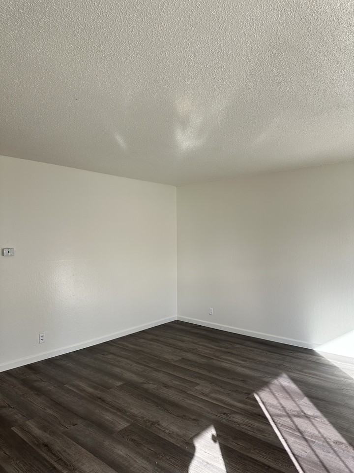 2169 48th Ave #B - Photo 3 of 8