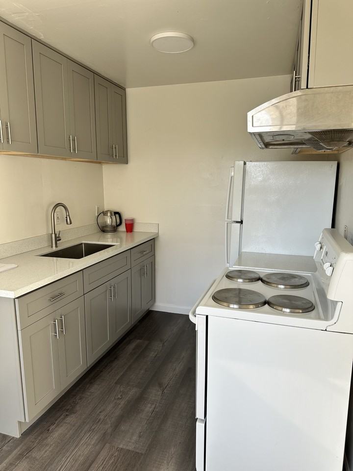 2169 48th Ave #B - Photo 6 of 8