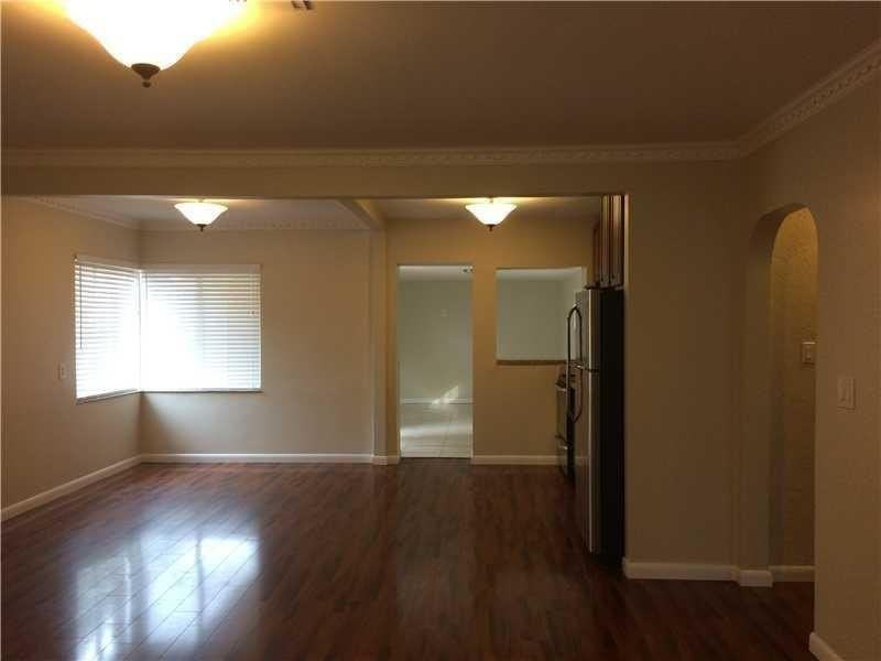 1541 Plunkett St #1541 - Photo 5 of 25