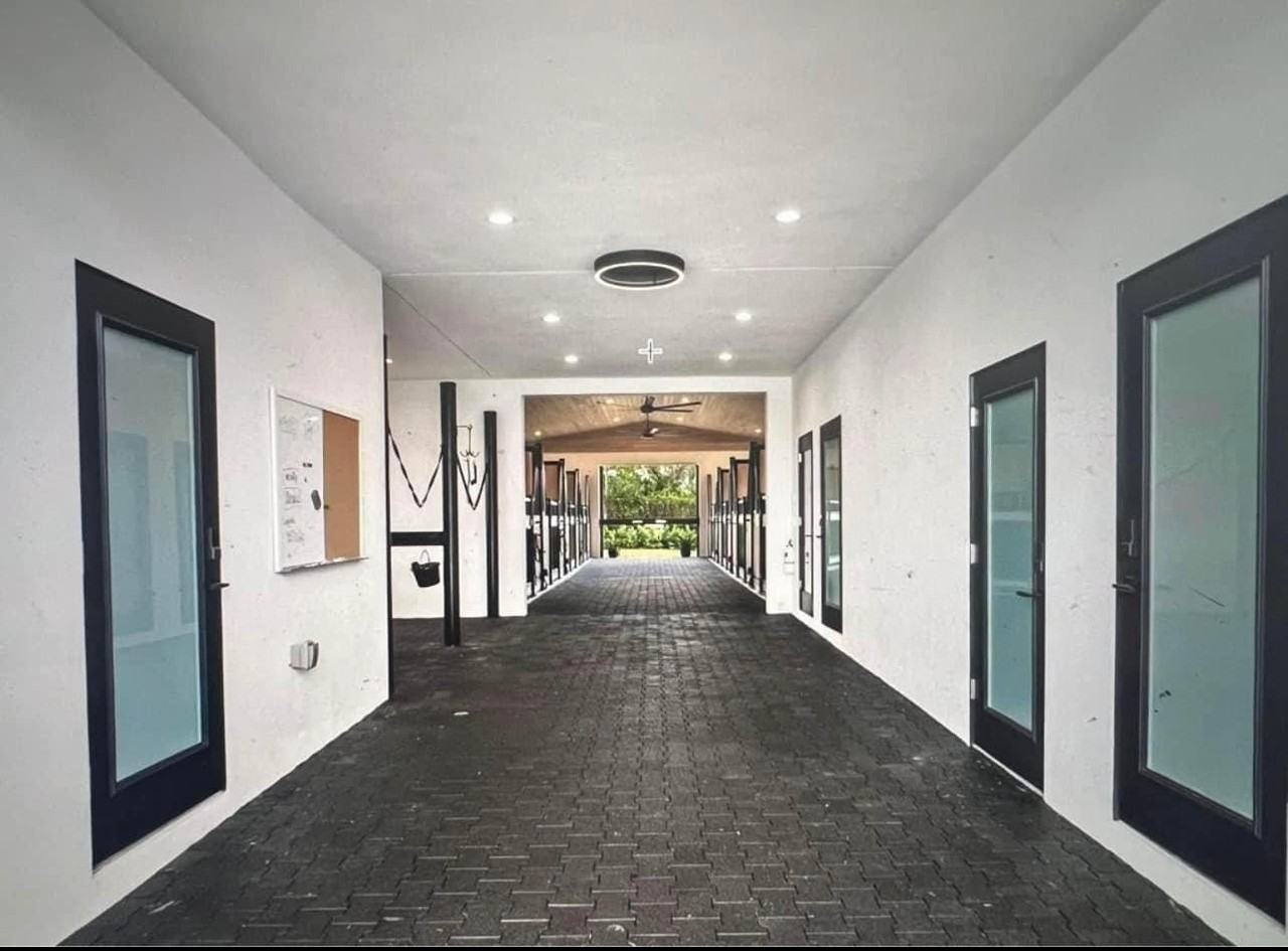 14322 Drafthorse Lane unit: Stalls - Photo 2 of 12