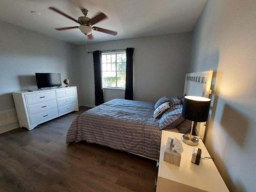 6482 Emerald Dunes Dr Apt 301 - Photo 4 of 13