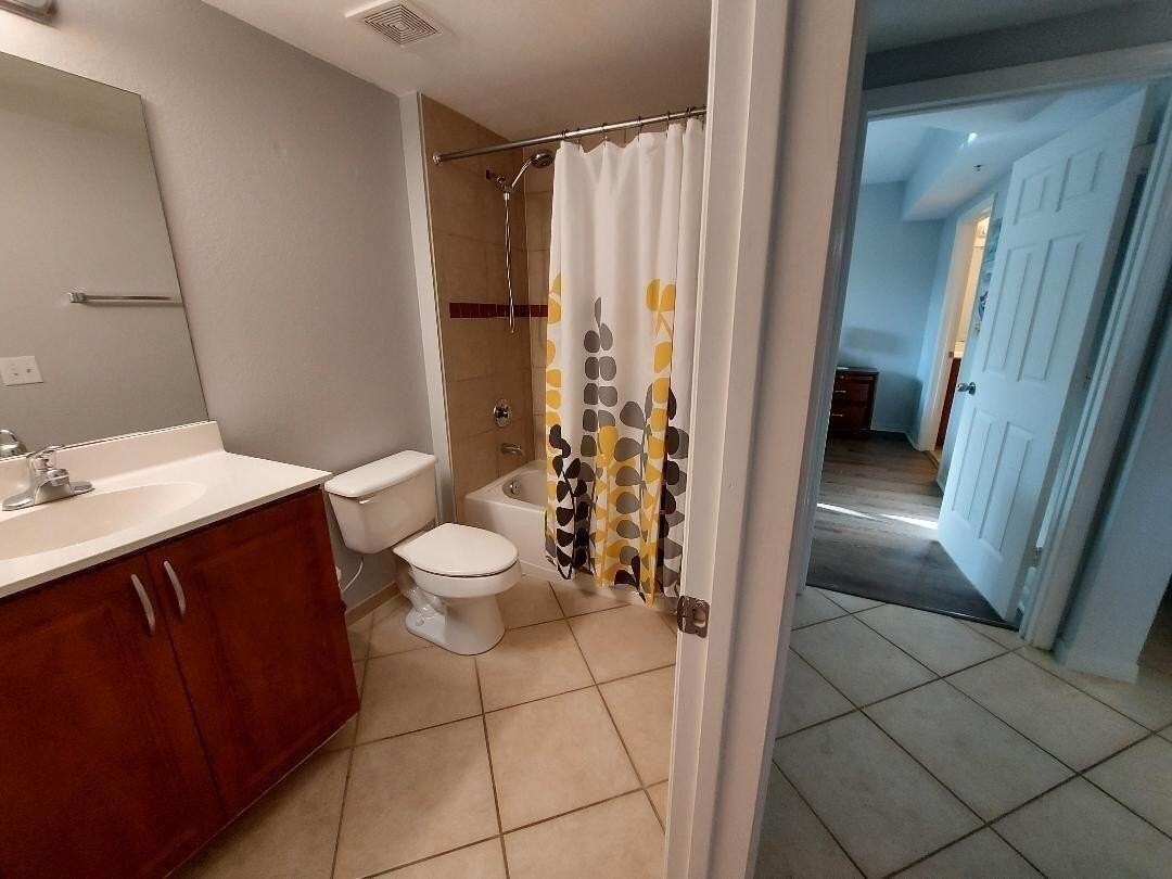 6482 Emerald Dunes Dr Apt 301 - Photo 7 of 13