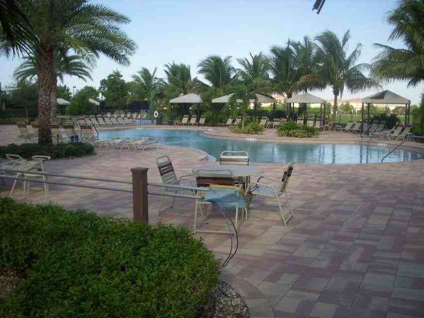 8887 Chestnut Ridge Way - Photo 3 of 14