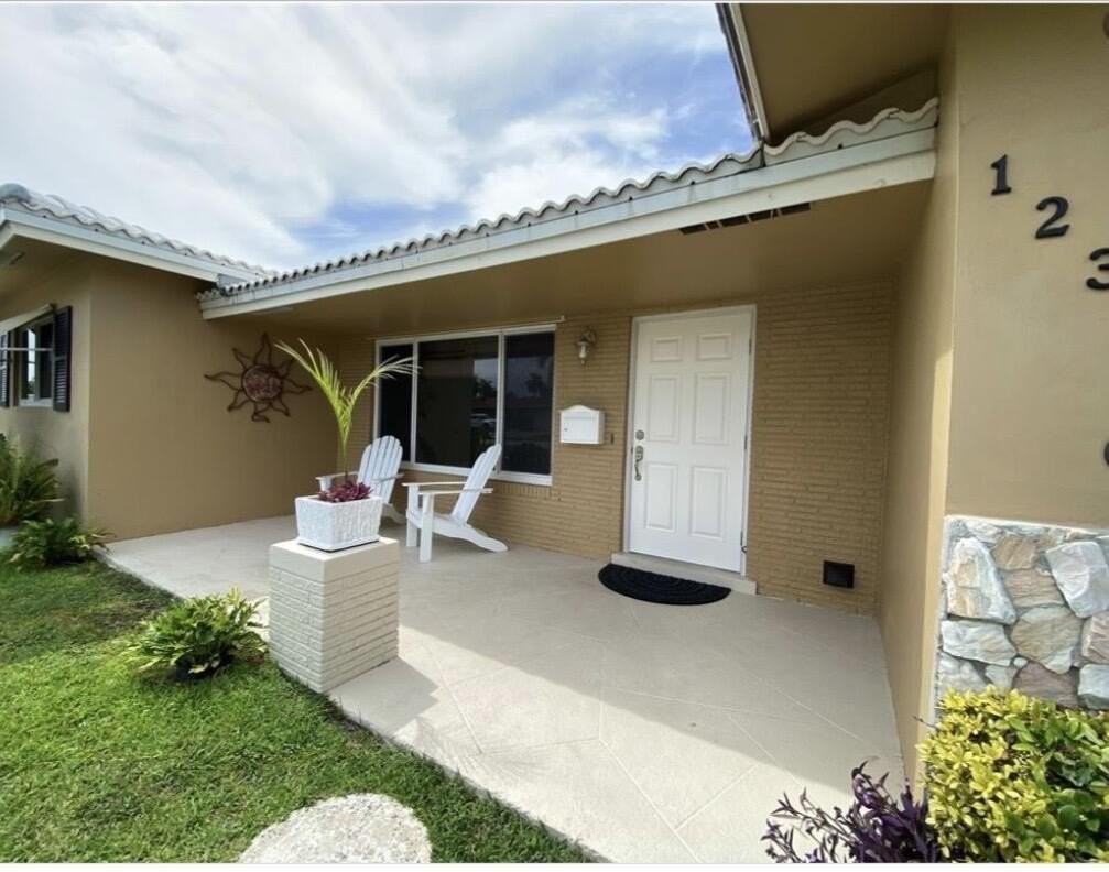 1230 Se 14th Dr - Photo 2 of 26