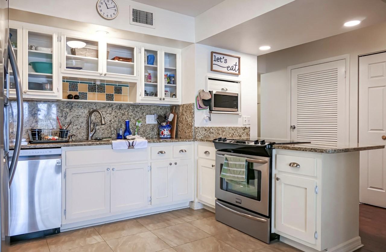 1514 Se Westmoreland Blvd - Photo 4 of 12