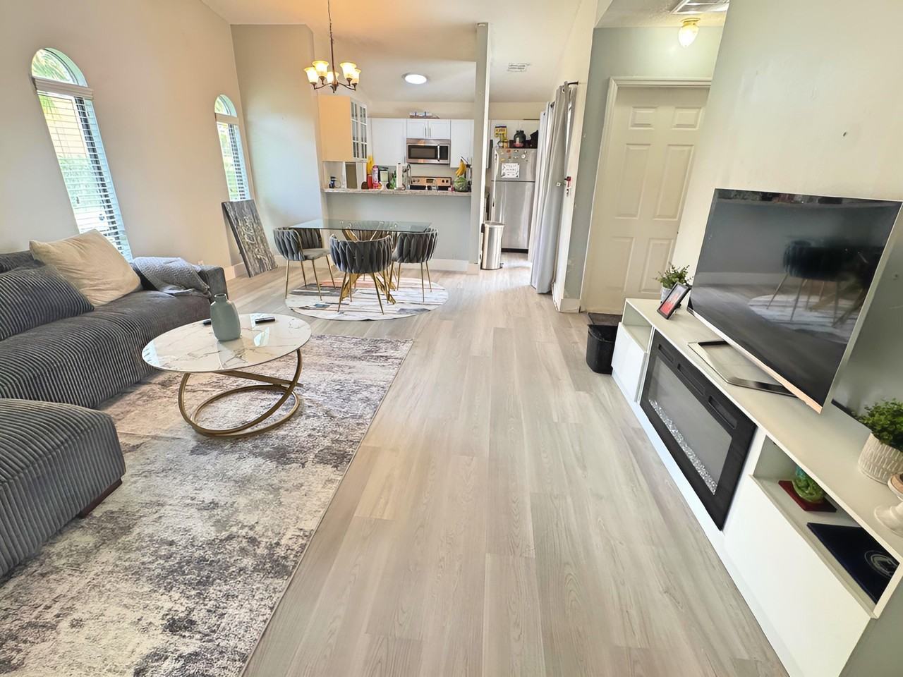 8007 Nw 71st Ct - Photo 2 of 8