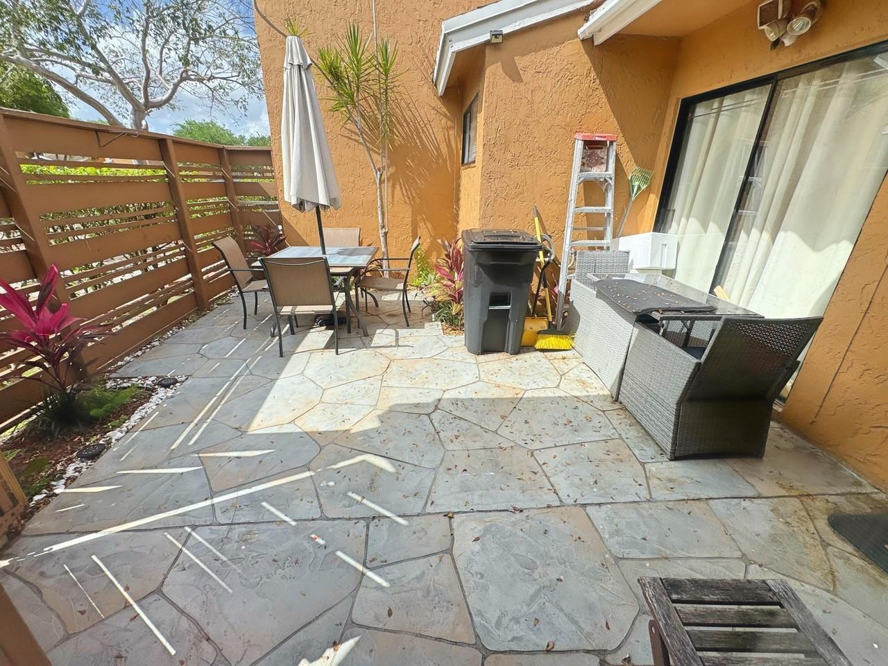 8007 Nw 71st Ct - Photo 4 of 8