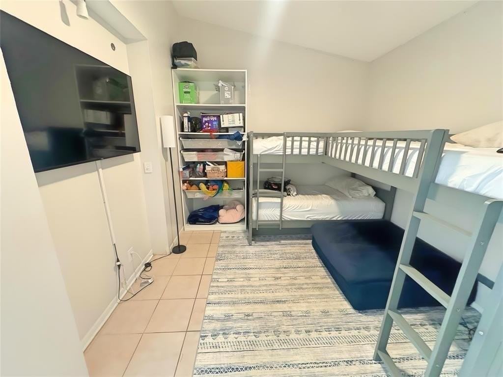 8007 Nw 71st Ct - Photo 6 of 8