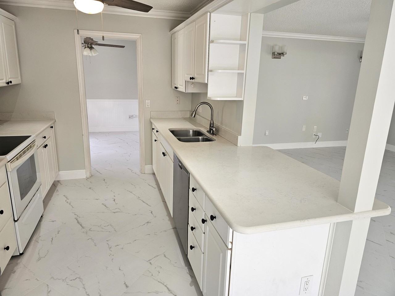 4045 Birchwood Dr - Photo 4 of 11