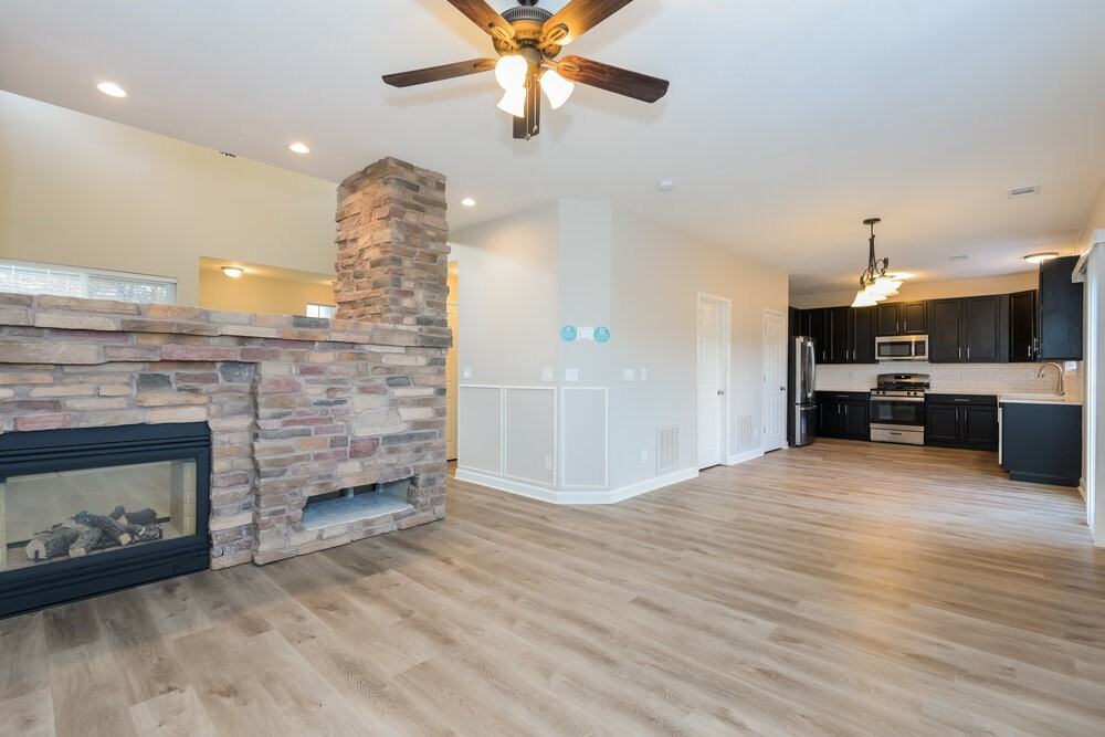 12492 S Bellisario Creek Ct - Photo 7 of 17