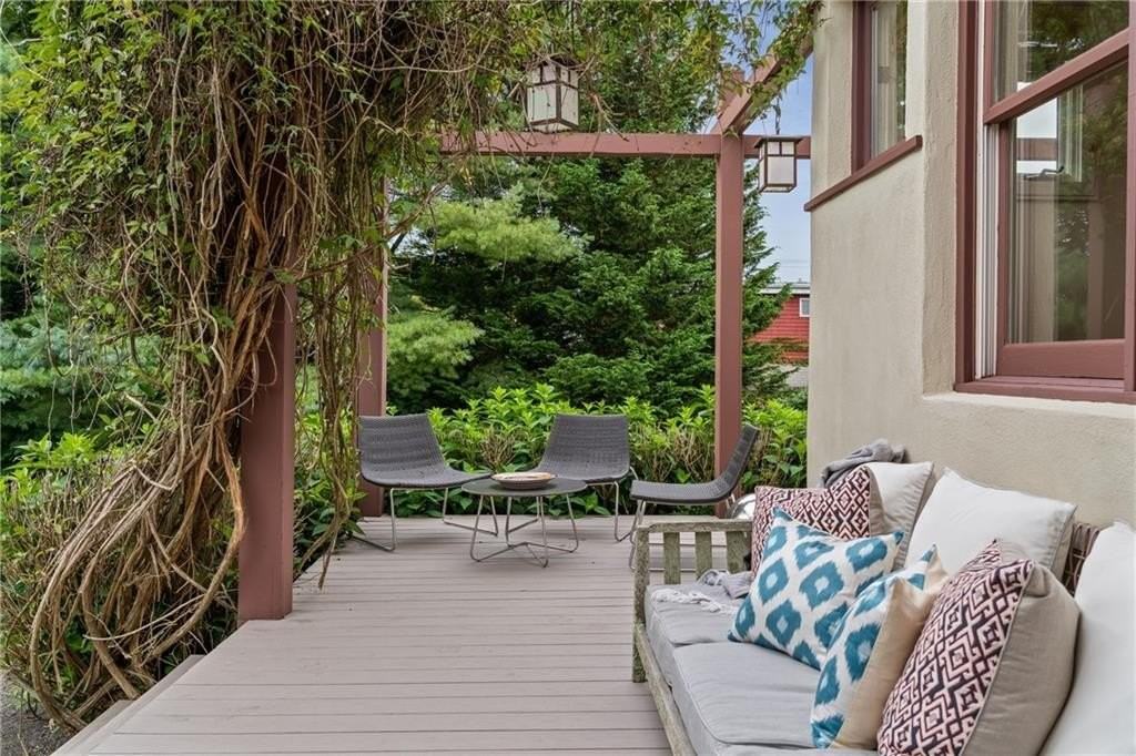 175 Ruggles Ave - Photo 4 of 33