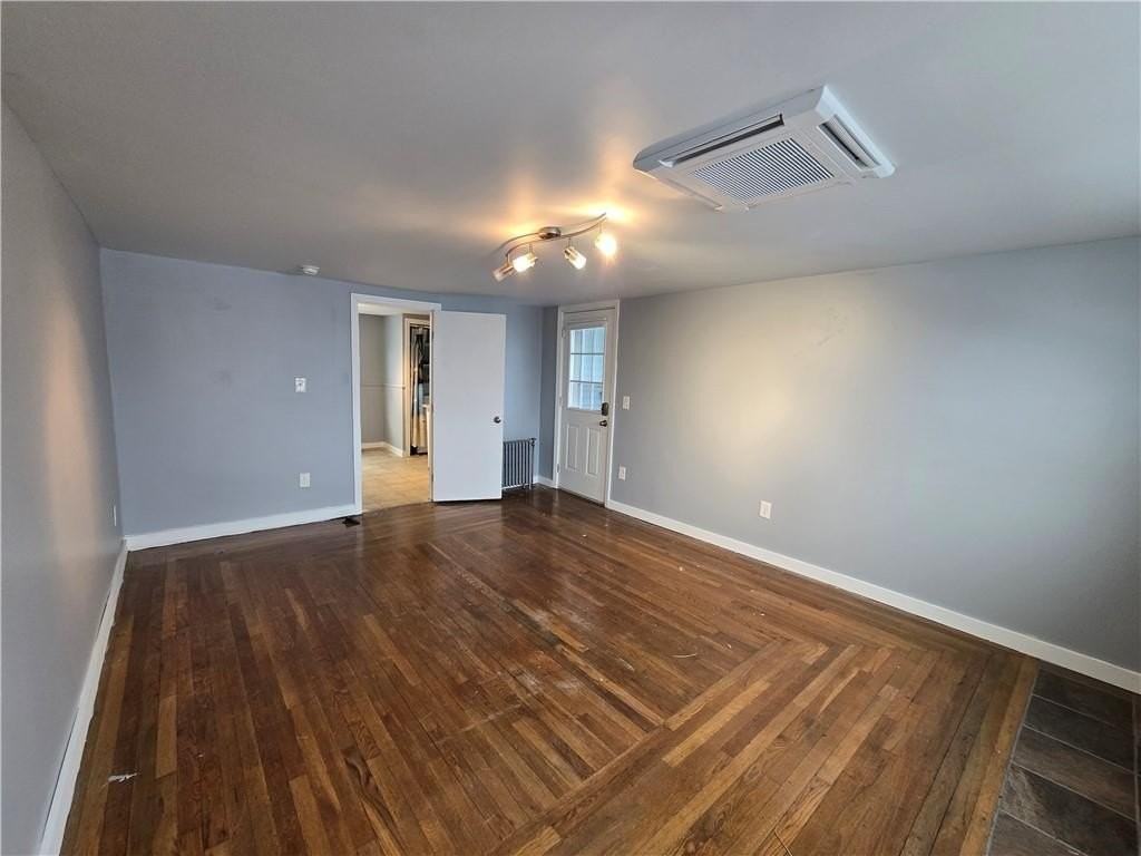 968 Elm St Unit 2 - Photo 7 of 14