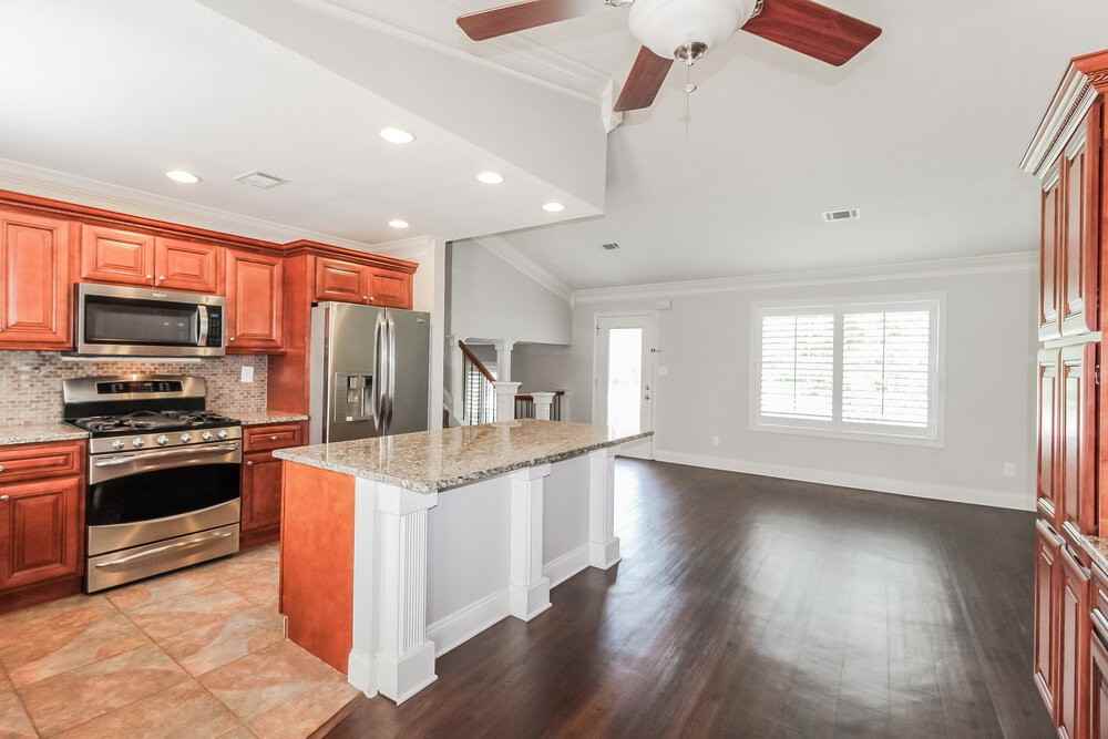 10165 Rillridge Ct - Photo 6 of 17