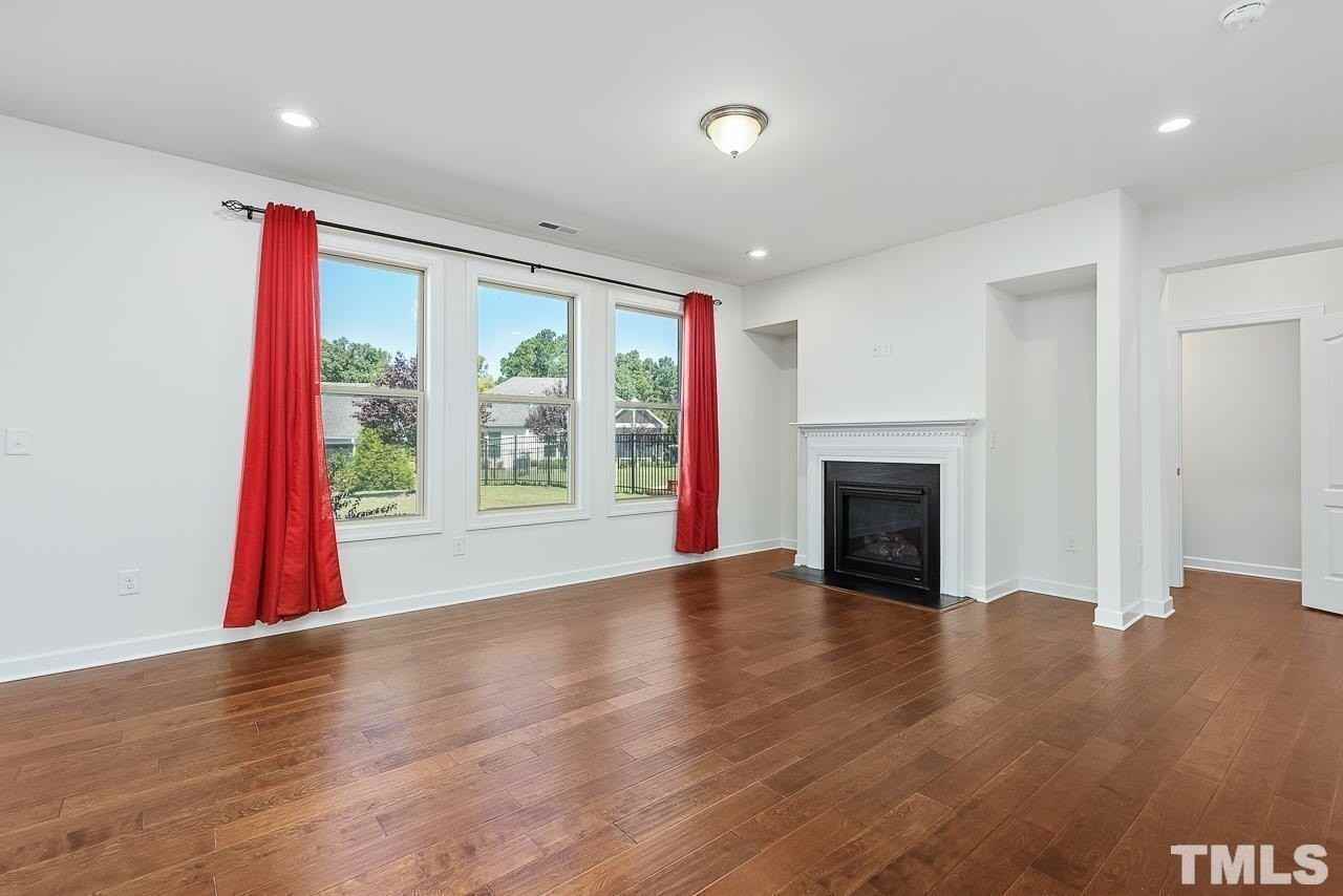 219 Crisp Rd - Photo 3 of 19