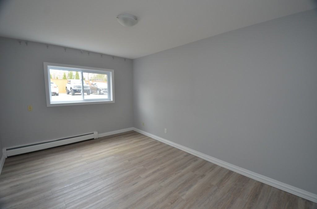 567 Ontario Street #3 - Photo 5 of 18